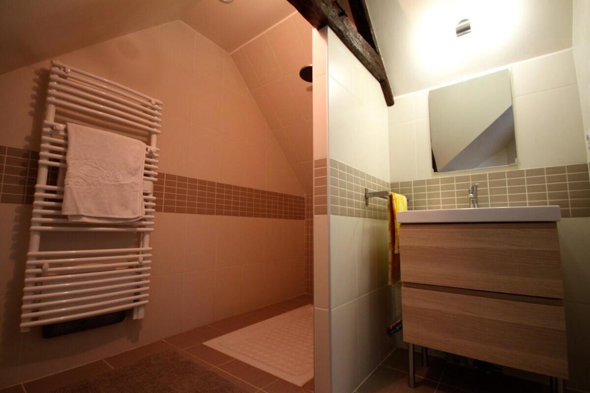 Maison De Vacances A Lissac-Sur-Couze Zewnętrze zdjęcie