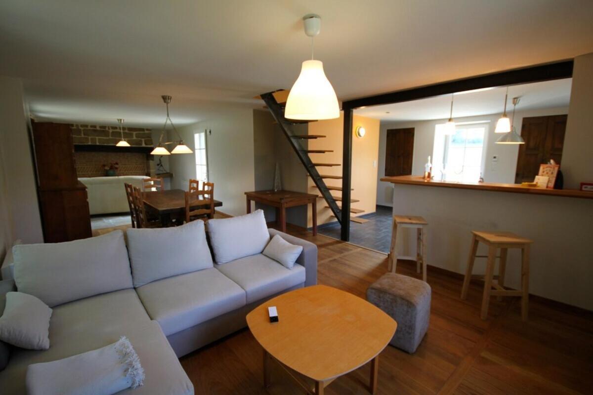 Maison De Vacances A Lissac-Sur-Couze Zewnętrze zdjęcie
